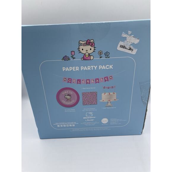 Hello Kitty Paper Tableware Party Set 16 Lunch & 16 Dessert Plates, 40 Napkins - Picture 6 of 11